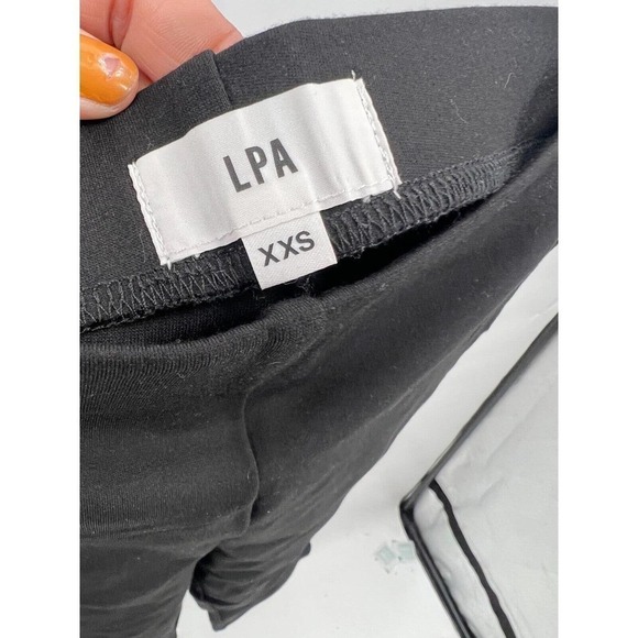 Revolve LPA Women's XXS Black Vittora Short Biker High Rise Elasticized Waist - Picture 13 of 15